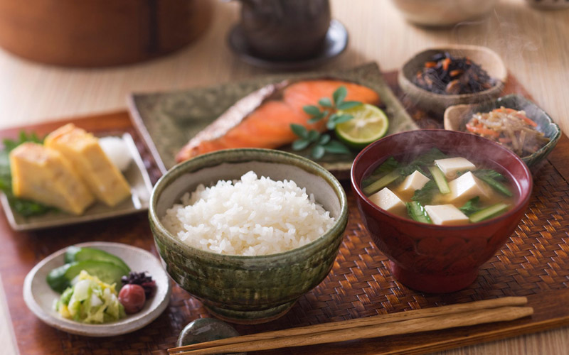 آداب غذایی ژاپنی ها یا رژیم غذایی مردم ژاپن چگونه است؟