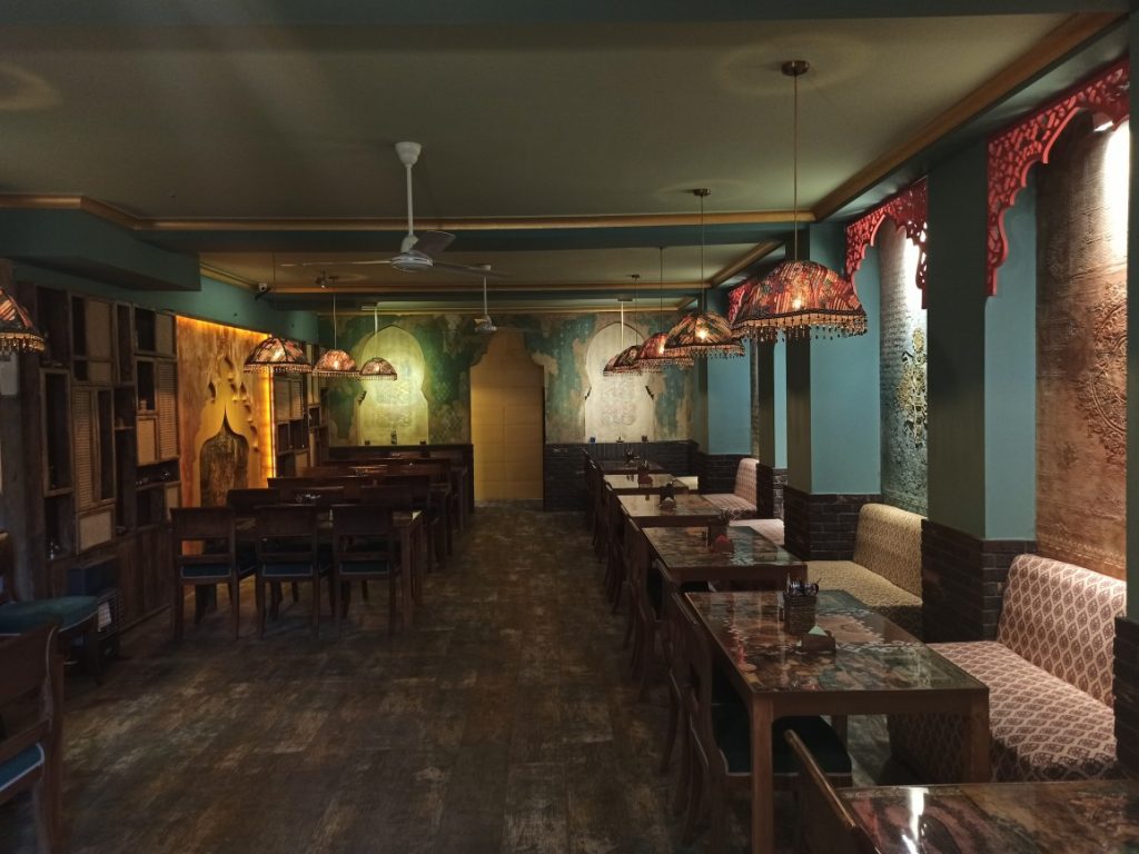 رستوران بومبای (مهرشهر) کرج
