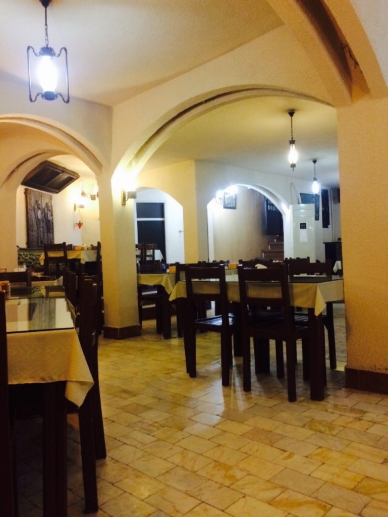 رستوران عتیق (قزوین)