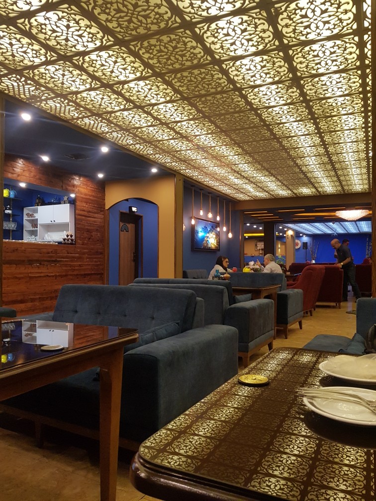 کافه رستوران ماهور (تهران)