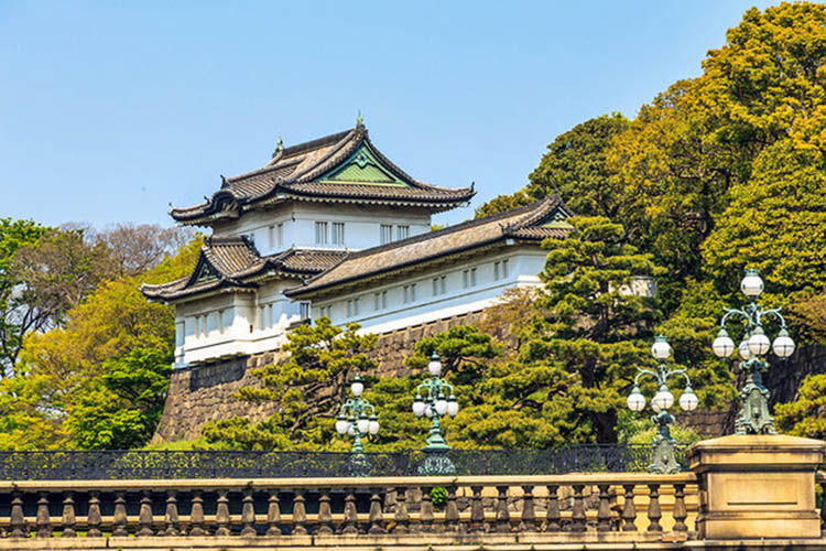 ژاپن کاخ امپراتوری توکیو , نمادی از حفظ سنت ها